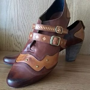 Corky's Elite Marigold low ankle cowgirl Bootie